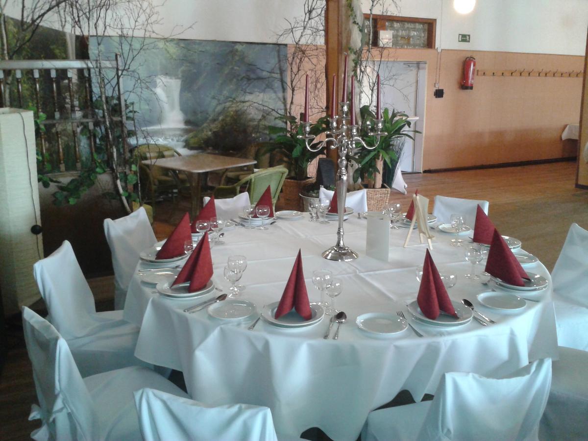 Wahrenholz Landgasthof Schoenecke מראה חיצוני תמונה
